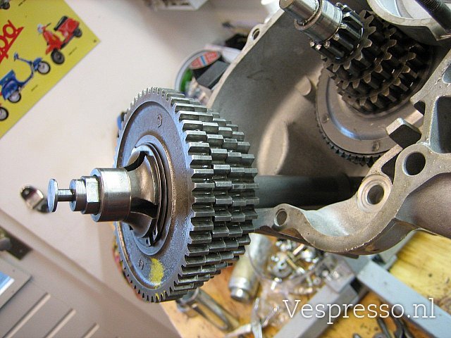Vespresso-P200-85-Motorblok-Opbouw-045.j
